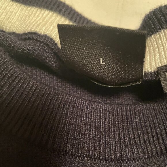 BOSS Hugo Boss Crew Neck Men's Navy Sweater. Size: Large - Picture 13 of 13